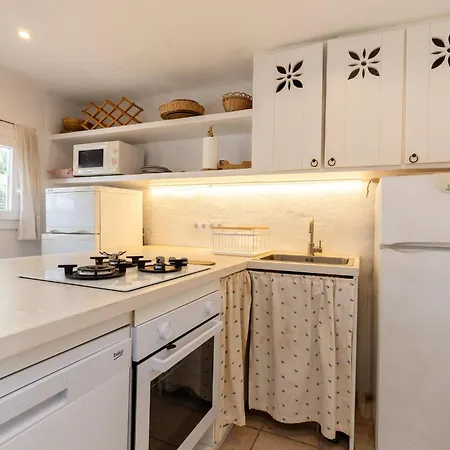 Binisagoc B - With Private Pool Free Wifi Villa